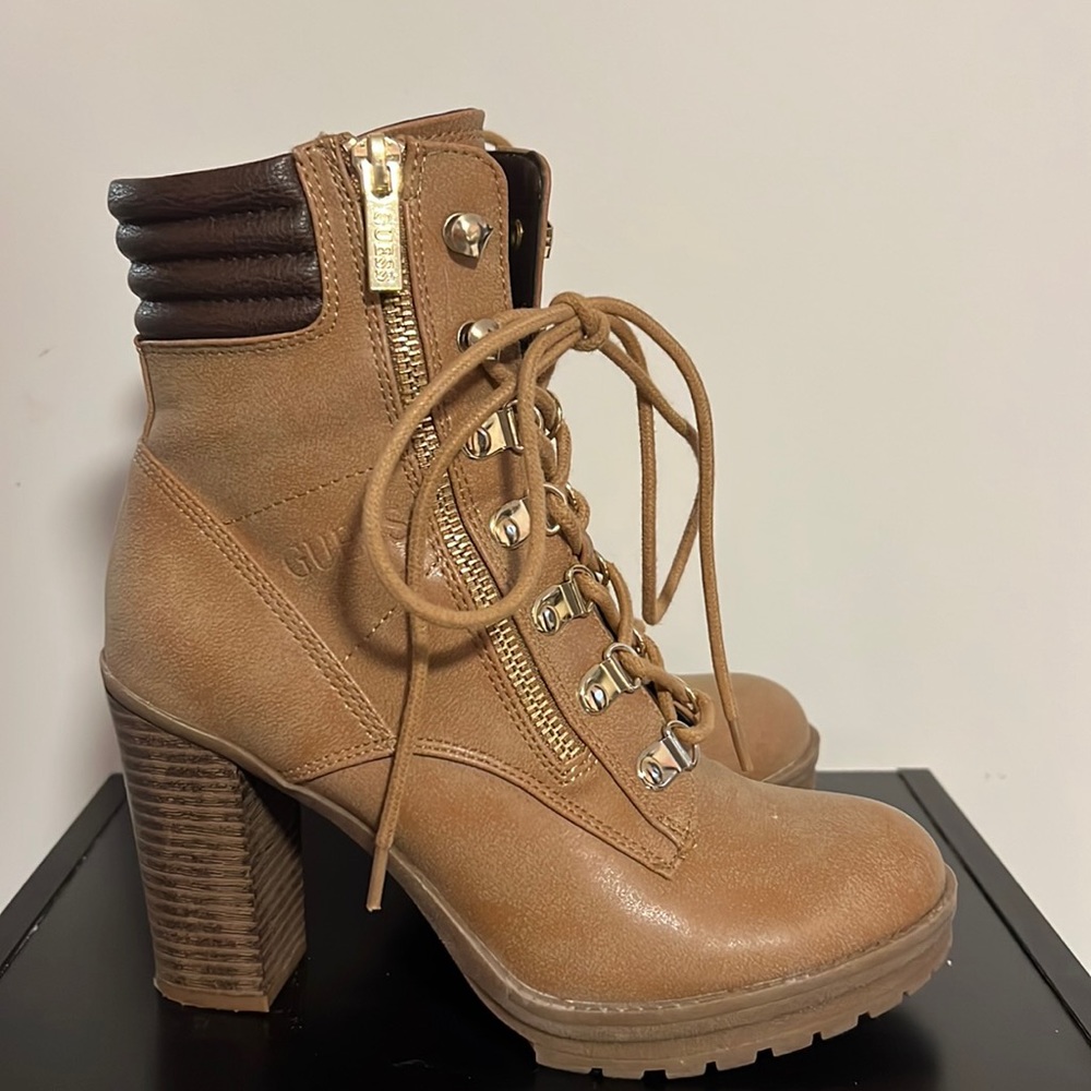 Guess Boots - Picture 1 of 2